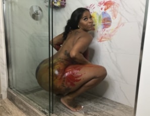 cda_178_Jaylap Shower Paint fun_